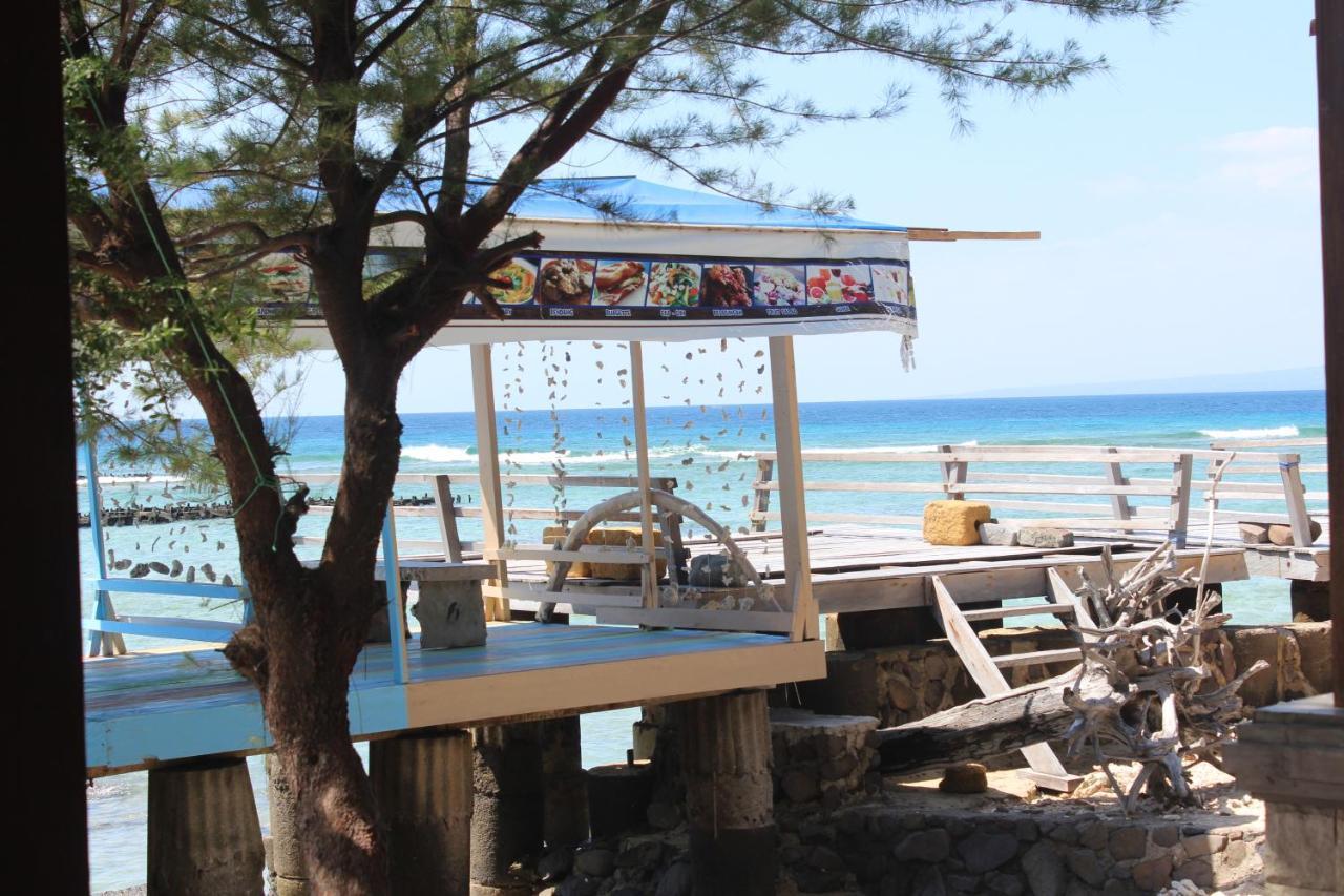 Coral Beach Seaside ギリ・トラワンガン エクステリア 写真